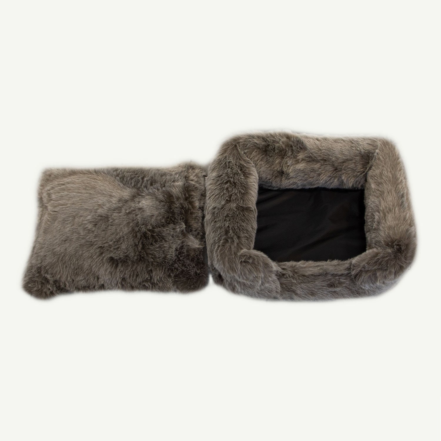 Maine square bed faux fur
